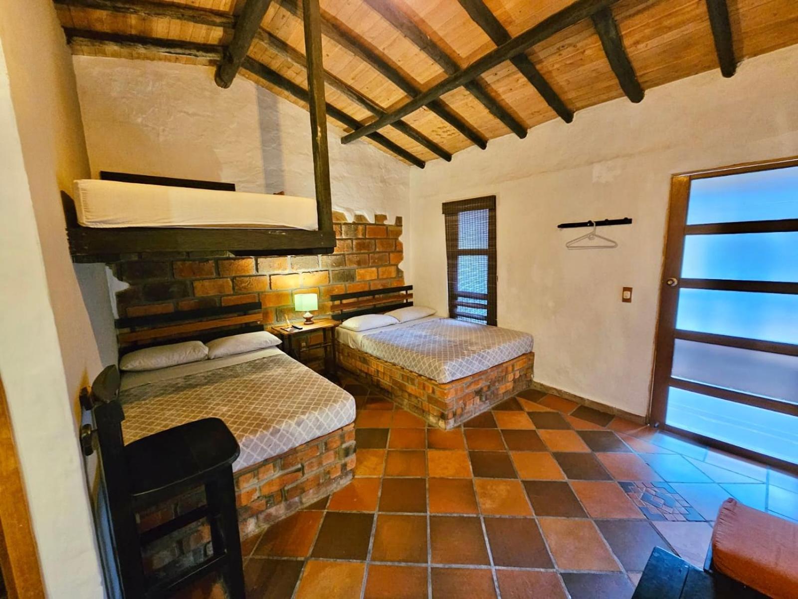 Cabanas Y Hostal Bonanza Mesa De Los Santos Лос-Сантос Экстерьер фото